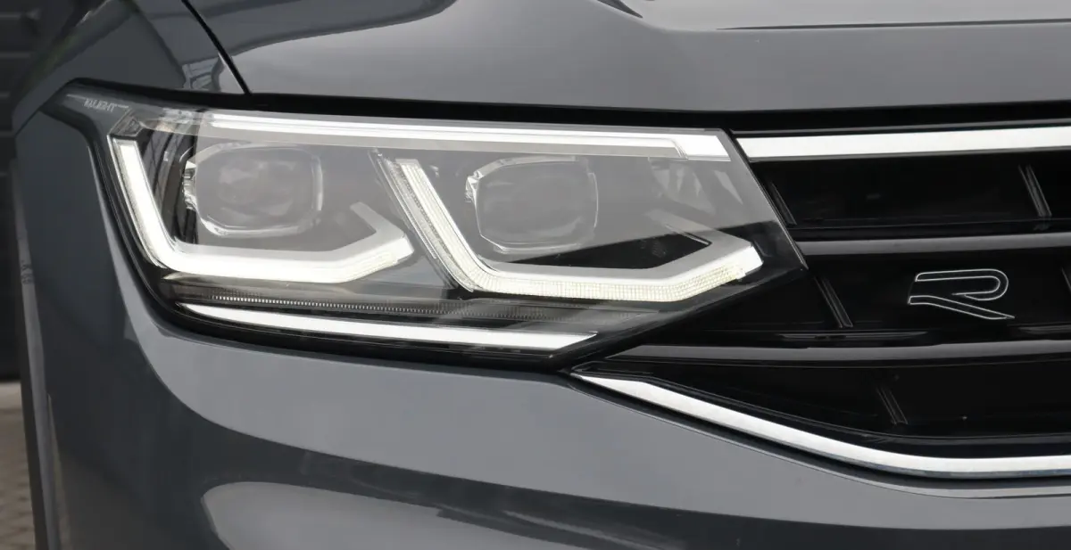 1.4 TSI eHybrid R-Line Business+ | Pano | Camera | Trekhaak