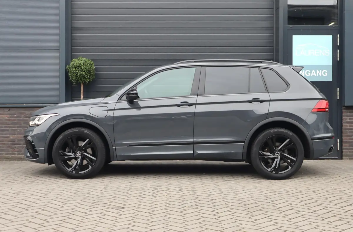 1.4 TSI eHybrid R-Line Business+ | Pano | Camera | Trekhaak