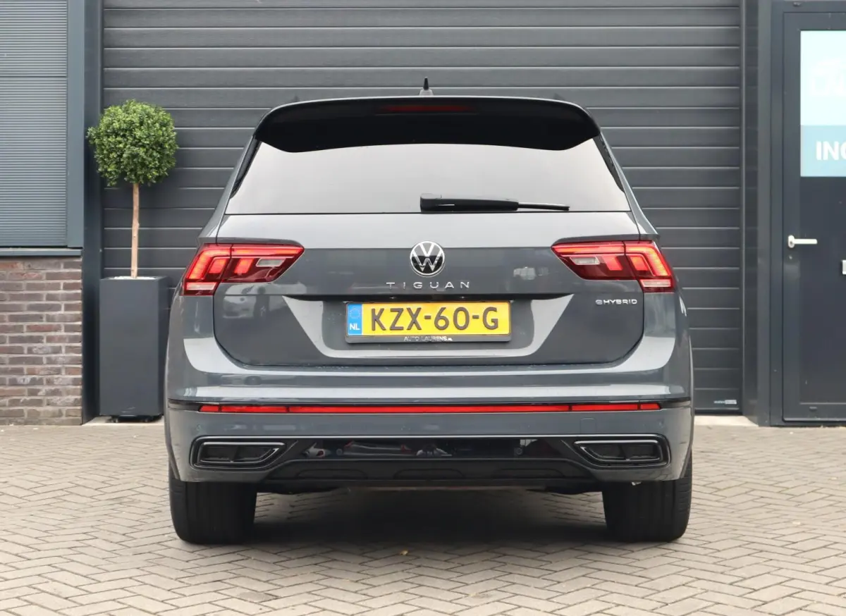 1.4 TSI eHybrid R-Line Business+ | Pano | Camera | Trekhaak