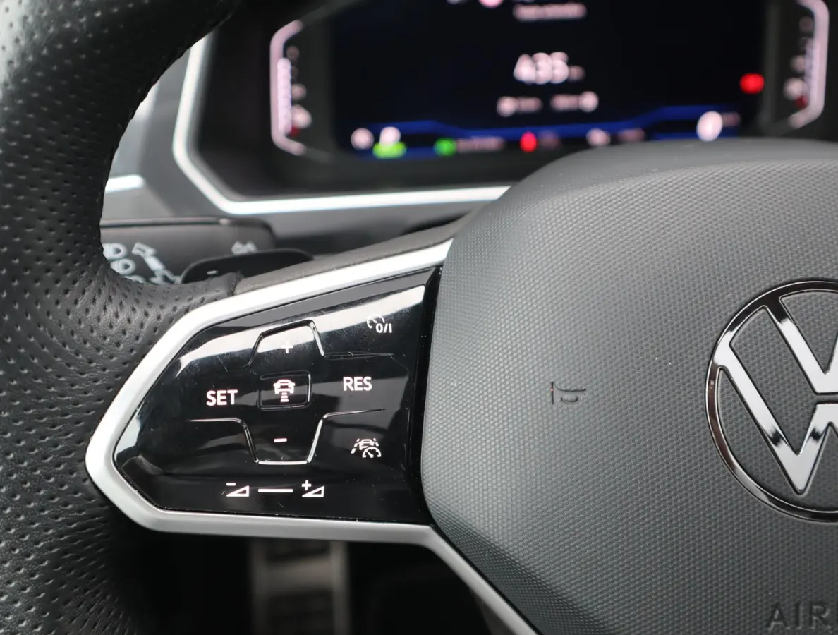 1.4 TSI eHybrid R-Line Business+ | Pano | Camera | Trekhaak