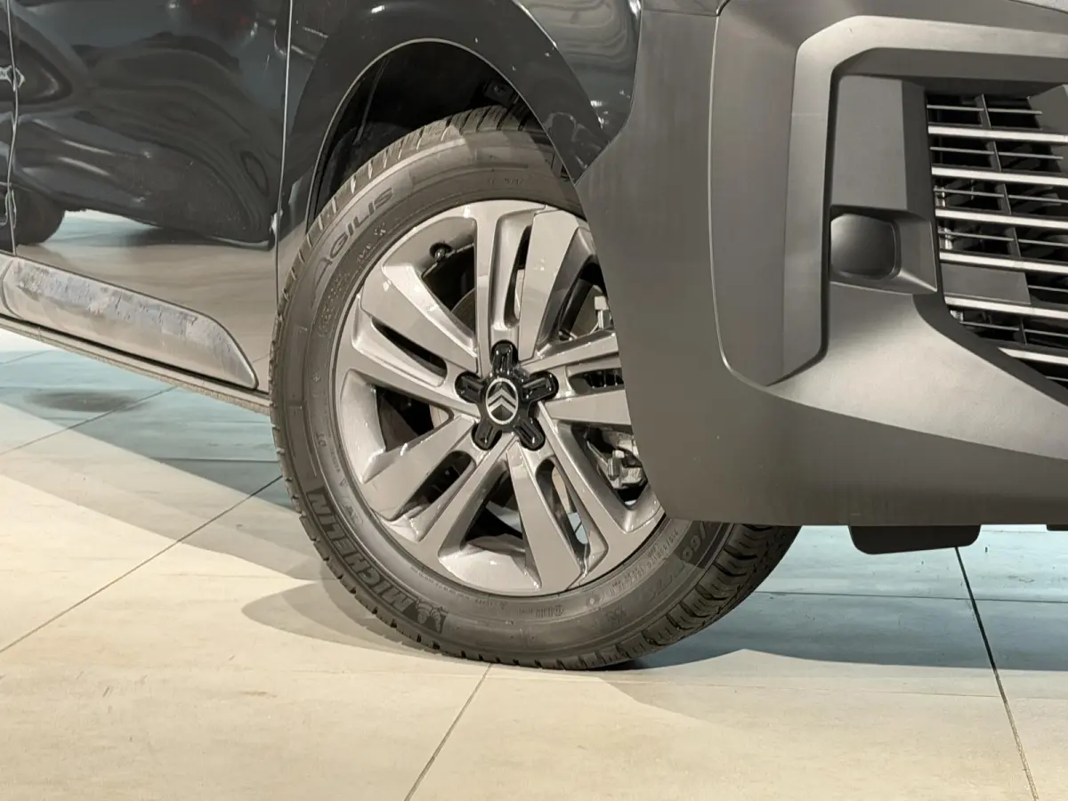 2.0 BlueHDI 145 S&S L3 | BPM VRIJ | DIRECT LEVERBAAR | Automaat | Cruise Control |Lichtmetalen velgen 17Inch | Houten Laadvloer