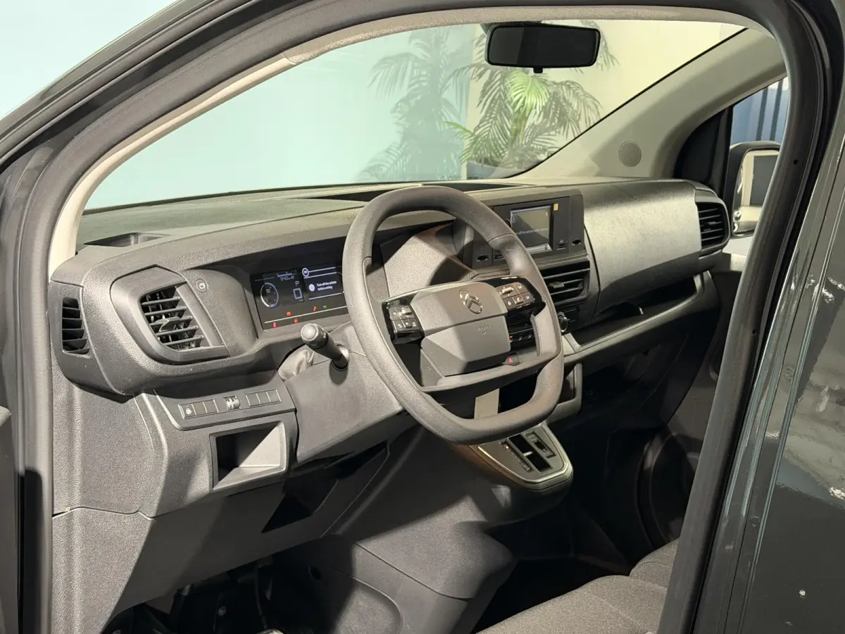 2.0 BlueHDI 145 S&S L3 | BPM VRIJ | DIRECT LEVERBAAR | Automaat | Cruise Control |Lichtmetalen velgen 17Inch | Houten Laadvloer