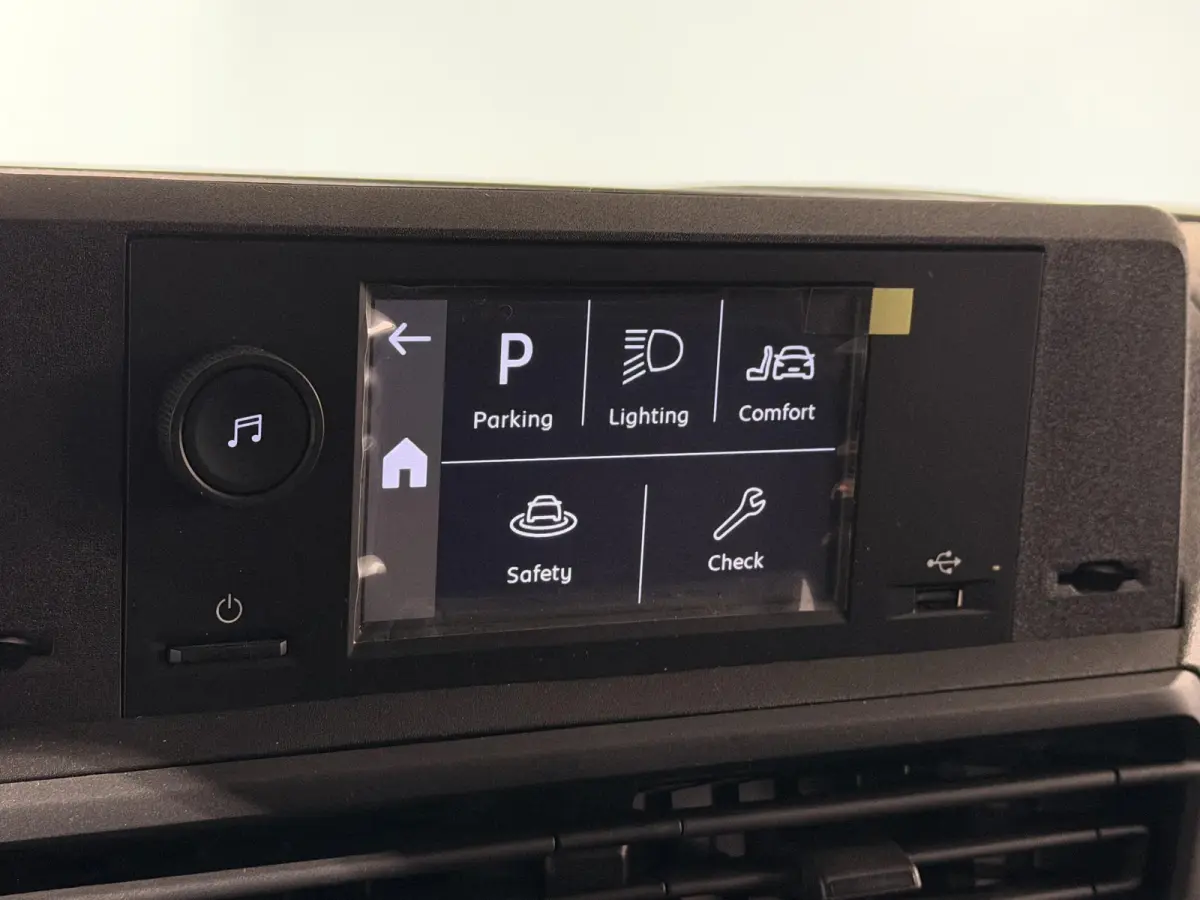 2.0 BlueHDI 145 S&S L3 | BPM VRIJ | DIRECT LEVERBAAR | Automaat | Cruise Control |Lichtmetalen velgen 17Inch | Houten Laadvloer