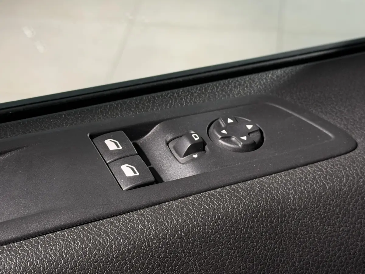 2.0 BlueHDI 145 S&S L3 | BPM VRIJ | DIRECT LEVERBAAR | Automaat | Cruise Control |Lichtmetalen velgen 17Inch | Houten Laadvloer