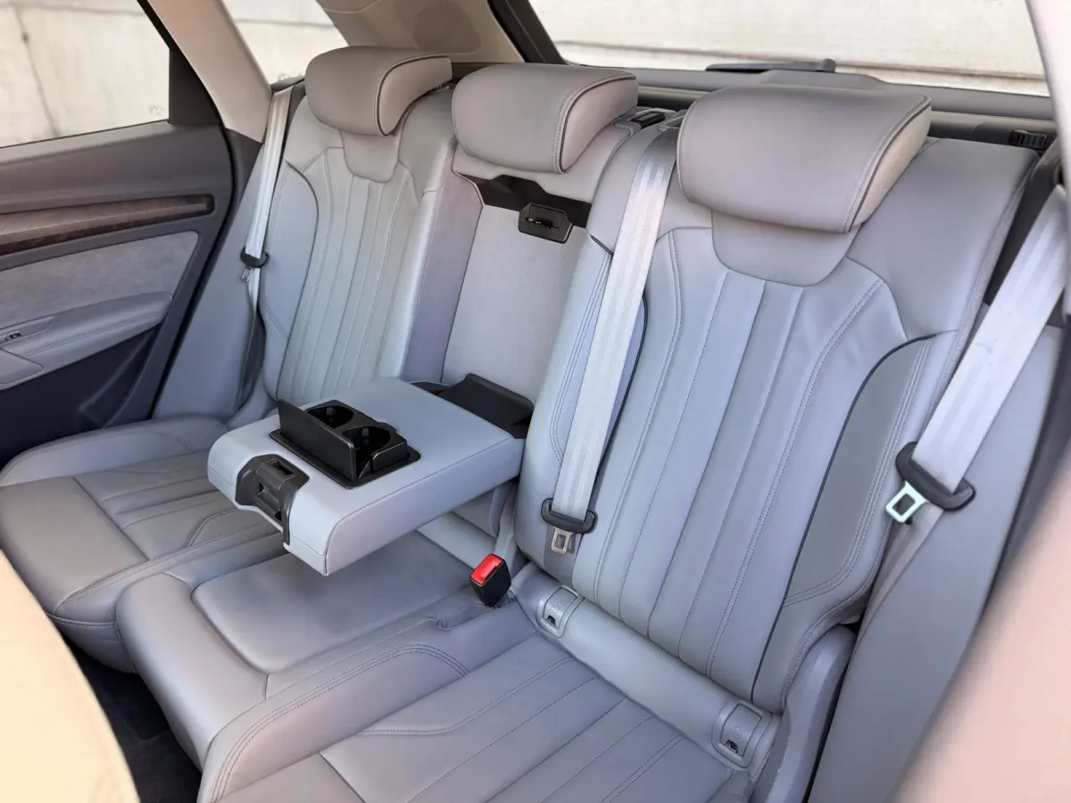 2.0 TFSI S-Line Pano Leder CarPlay Camera B&O HUD Keyless 20''