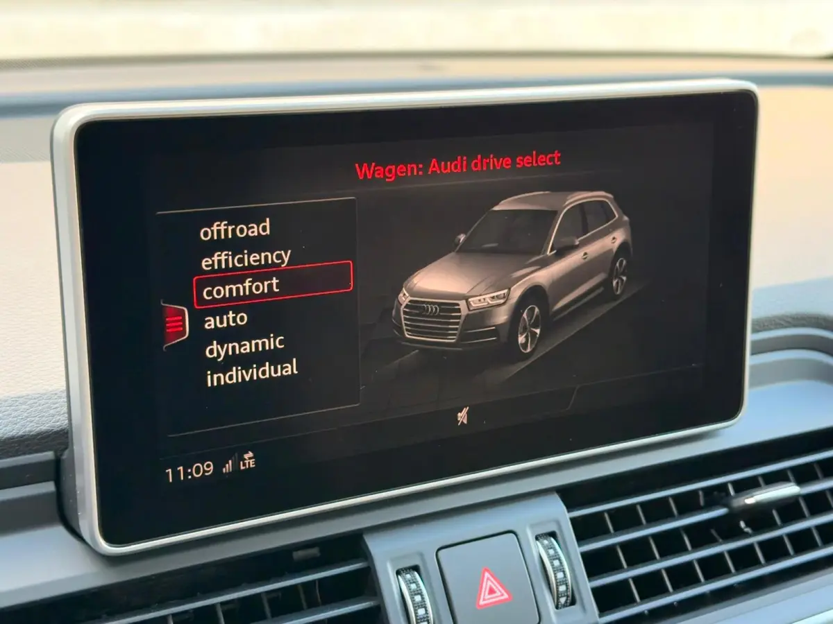 2.0 TFSI S-Line Pano Leder CarPlay Camera B&O HUD Keyless 20''