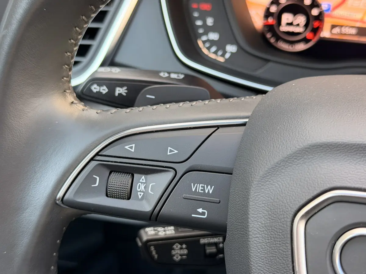 2.0 TFSI S-Line Pano Leder CarPlay Camera B&O HUD Keyless 20''