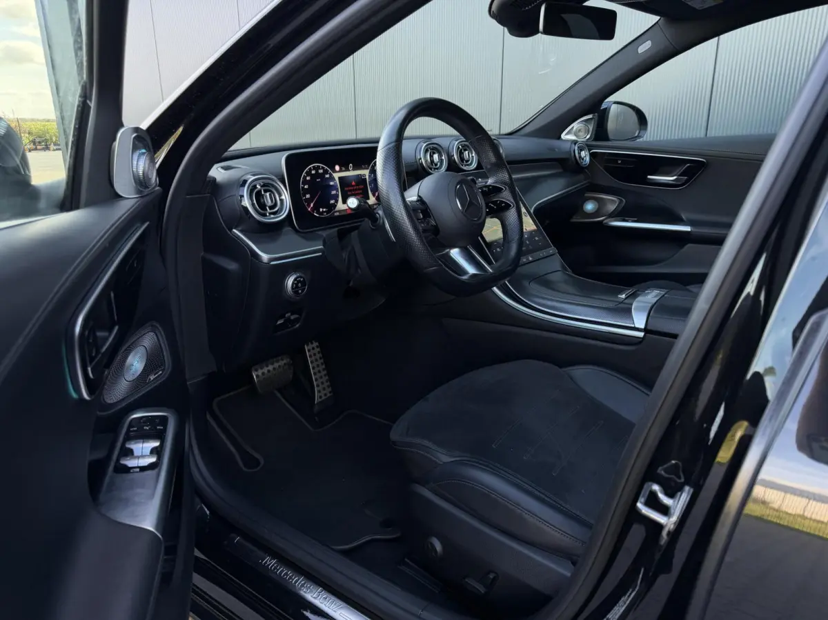180 AMG Line Burmester - Premium Sfeer - Groot Navi - Night Pakket
