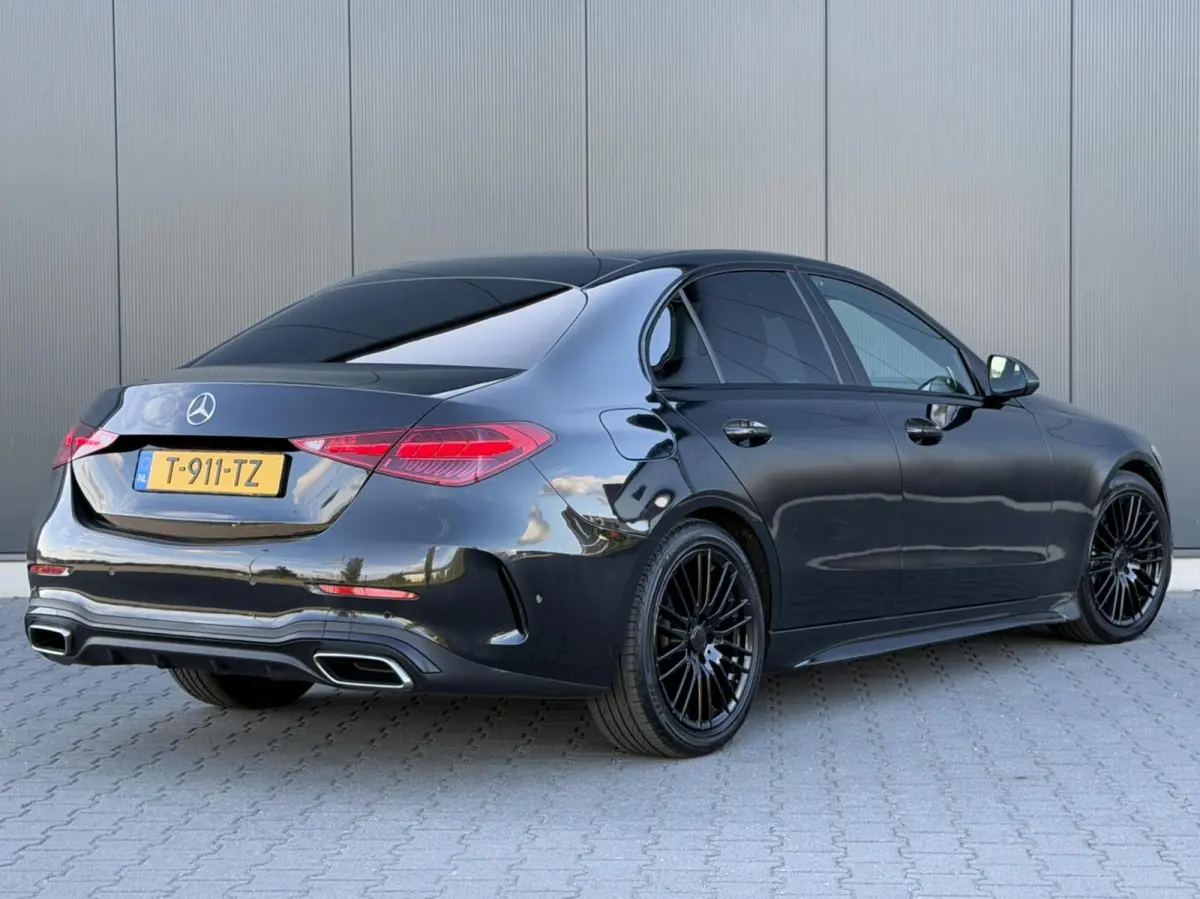180 AMG Line Burmester - Premium Sfeer - Groot Navi - Night Pakket