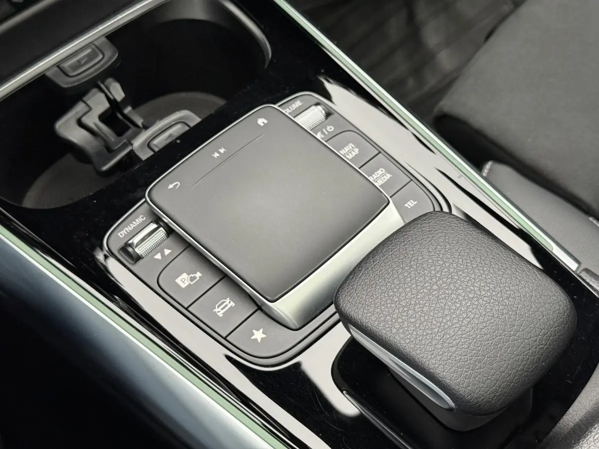 200 Business Solution AMG | Pano | Edition | Memory |