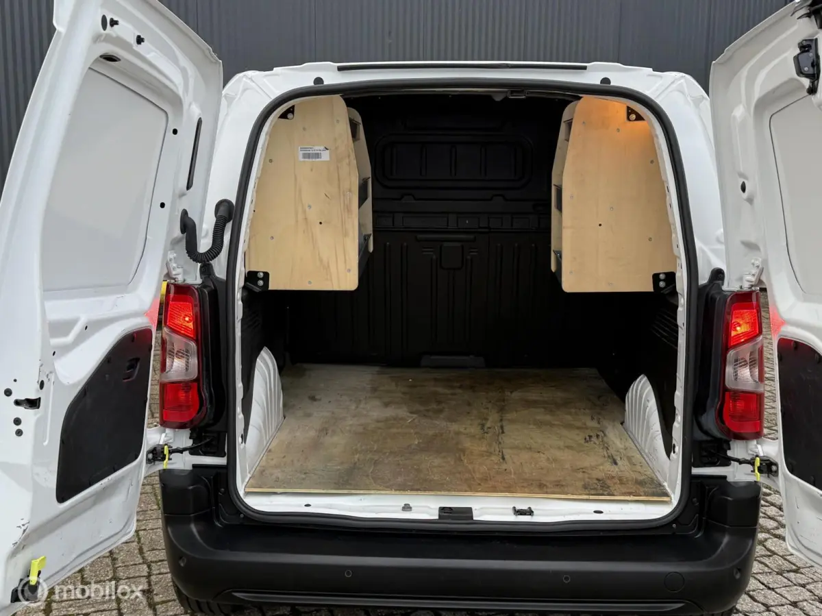 bestel 1.2 PureTech Club