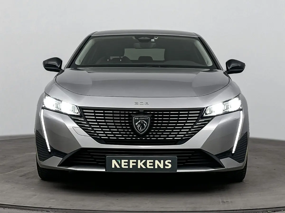 Plug-in Hybrid 180pk Allure | Navigatie | Camera | CarPlay | Dodehoekbewaking | Adaptieve Cruise Control