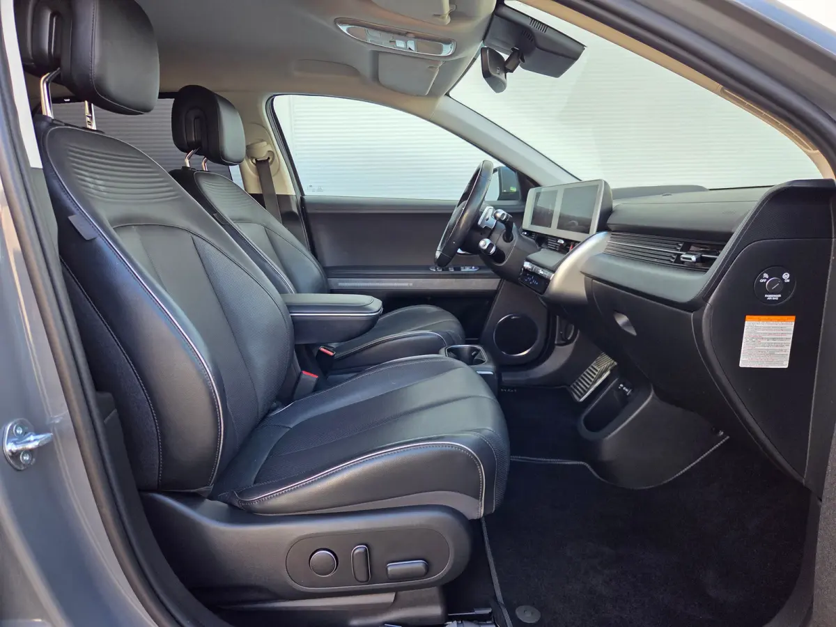 Connect+ 77.4 kWh Cruise control adaptief / Apple Carplay/Android Auto / Achteruitrijcamera / keyless entry/start