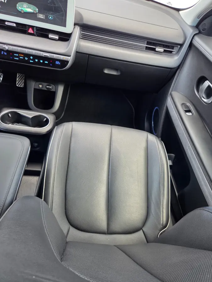 Connect+ 77.4 kWh Cruise control adaptief / Apple Carplay/Android Auto / Achteruitrijcamera / keyless entry/start