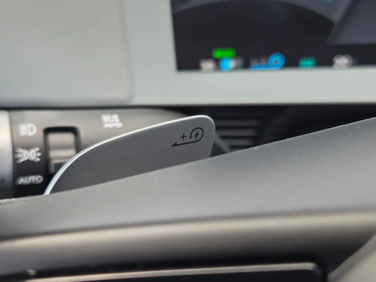 Connect+ 77.4 kWh Cruise control adaptief / Apple Carplay/Android Auto / Achteruitrijcamera / keyless entry/start