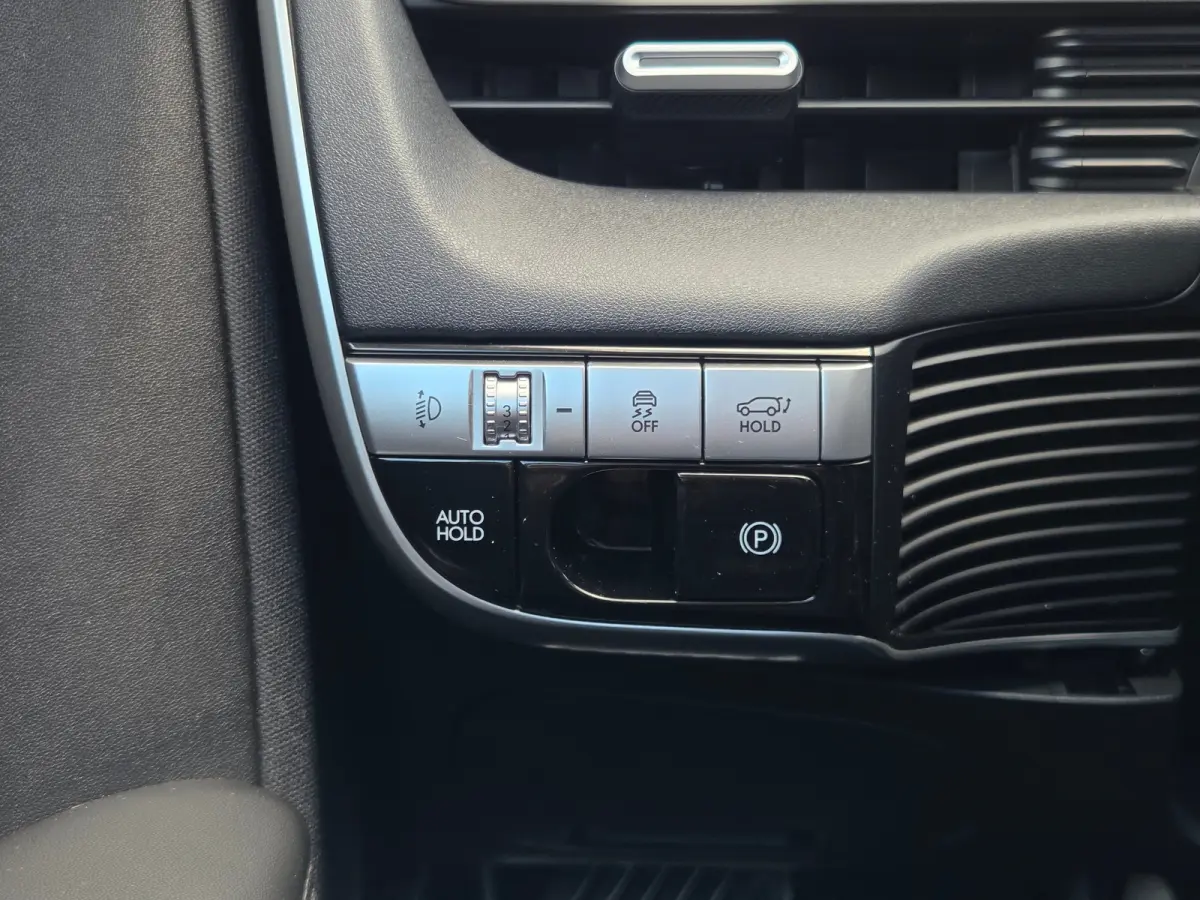 Connect+ 77.4 kWh Cruise control adaptief / Apple Carplay/Android Auto / Achteruitrijcamera / keyless entry/start