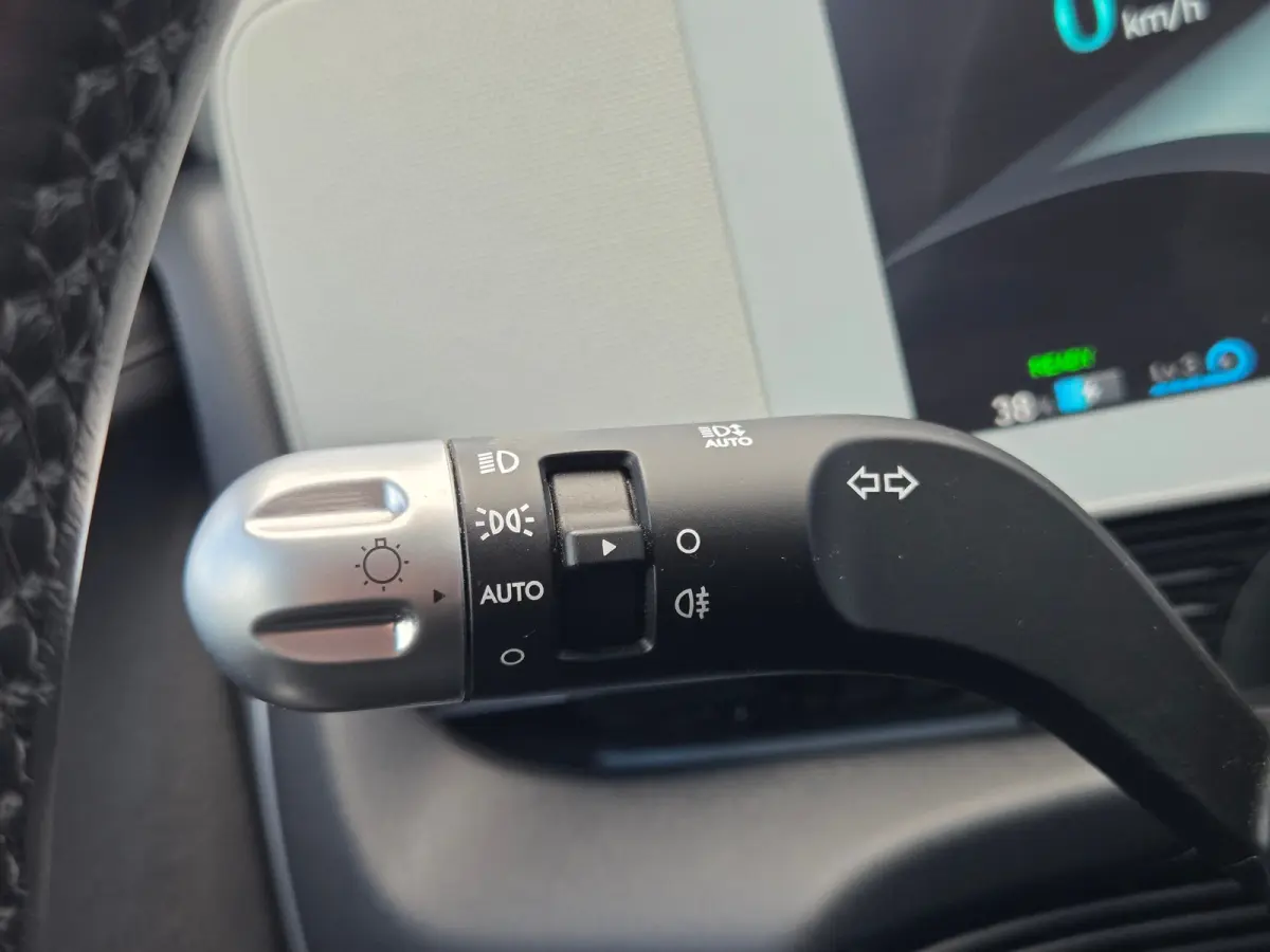 Connect+ 77.4 kWh Cruise control adaptief / Apple Carplay/Android Auto / Achteruitrijcamera / keyless entry/start