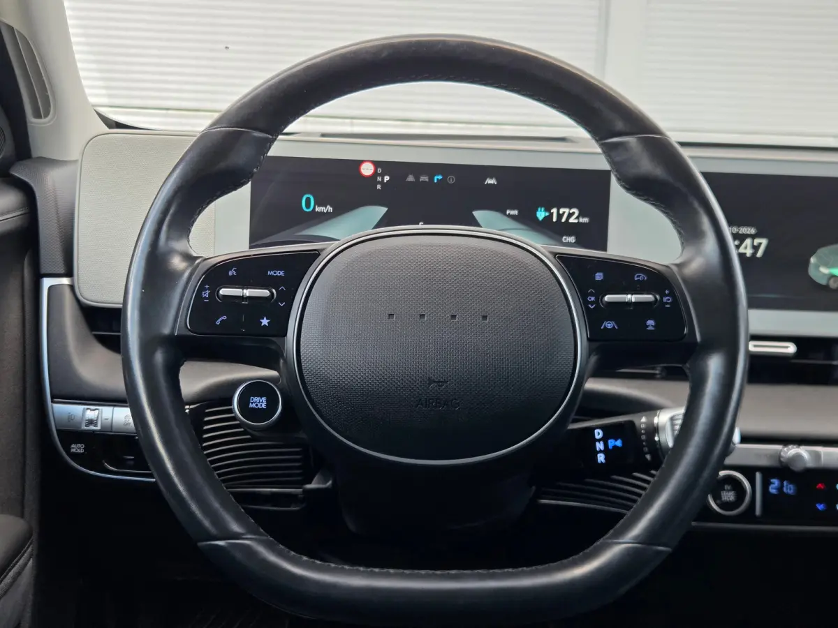 Connect+ 77.4 kWh Cruise control adaptief / Apple Carplay/Android Auto / Achteruitrijcamera / keyless entry/start