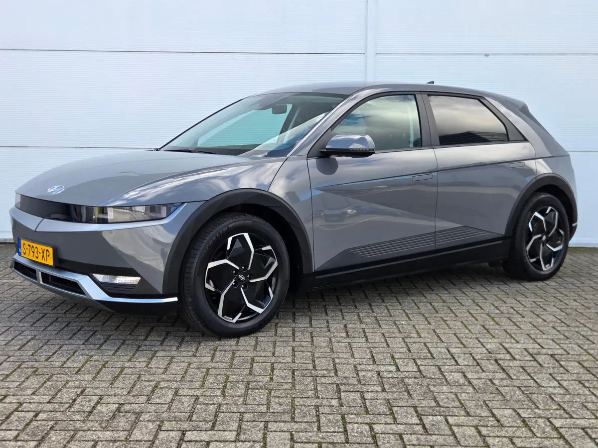 Connect+ 77.4 kWh Cruise control adaptief / Apple Carplay/Android Auto / Achteruitrijcamera / keyless entry/start