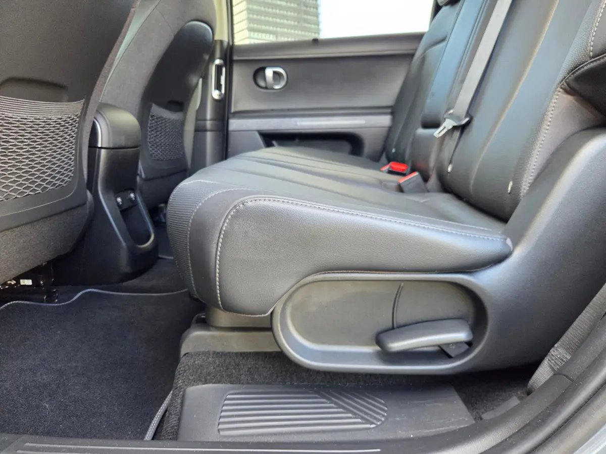 Connect+ 77.4 kWh Cruise control adaptief / Apple Carplay/Android Auto / Achteruitrijcamera / keyless entry/start
