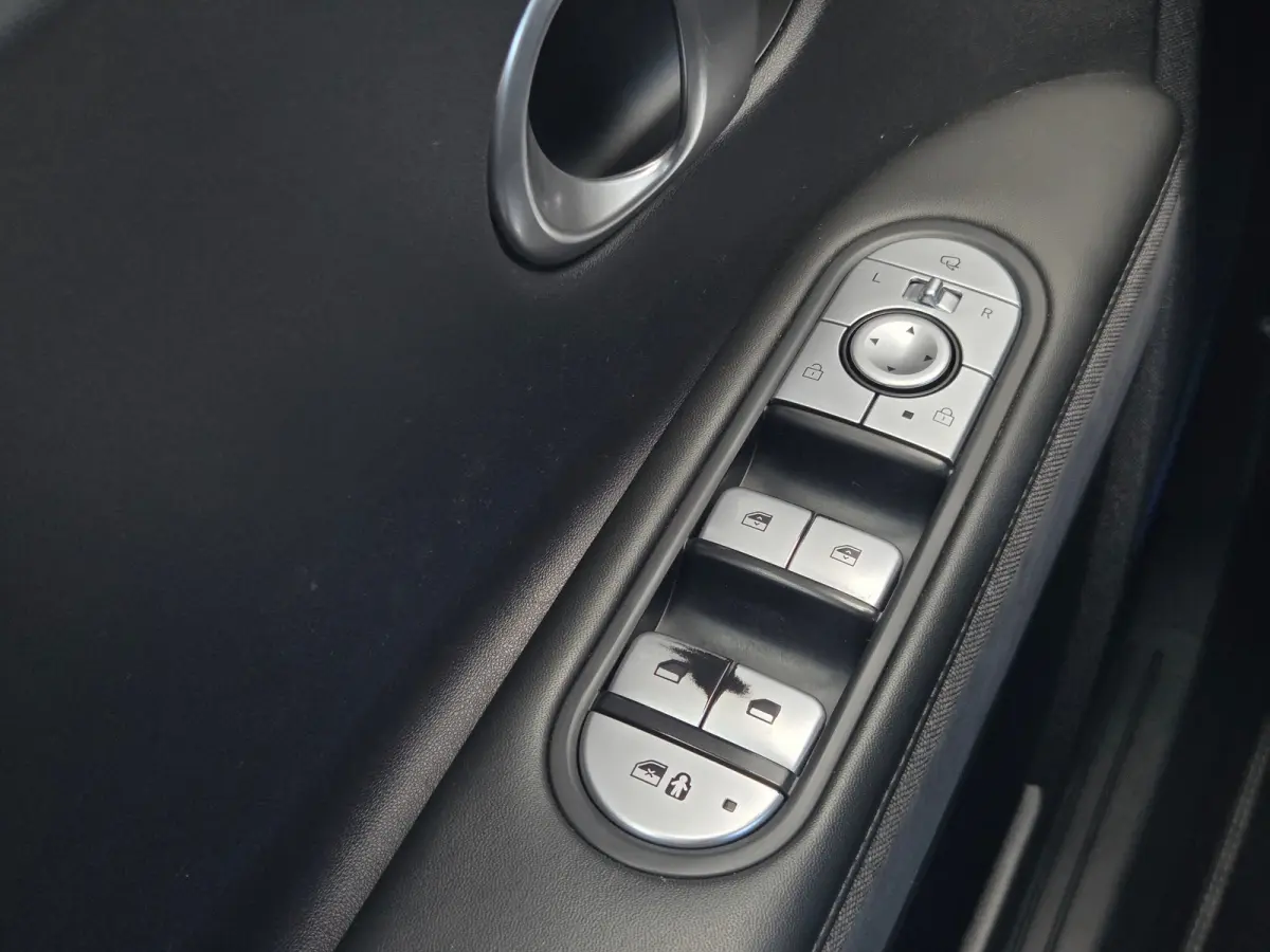 Connect+ 77.4 kWh Cruise control adaptief / Apple Carplay/Android Auto / Achteruitrijcamera / keyless entry/start