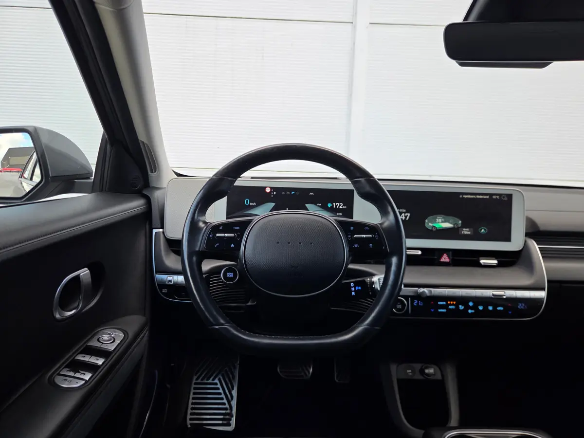 Connect+ 77.4 kWh Cruise control adaptief / Apple Carplay/Android Auto / Achteruitrijcamera / keyless entry/start