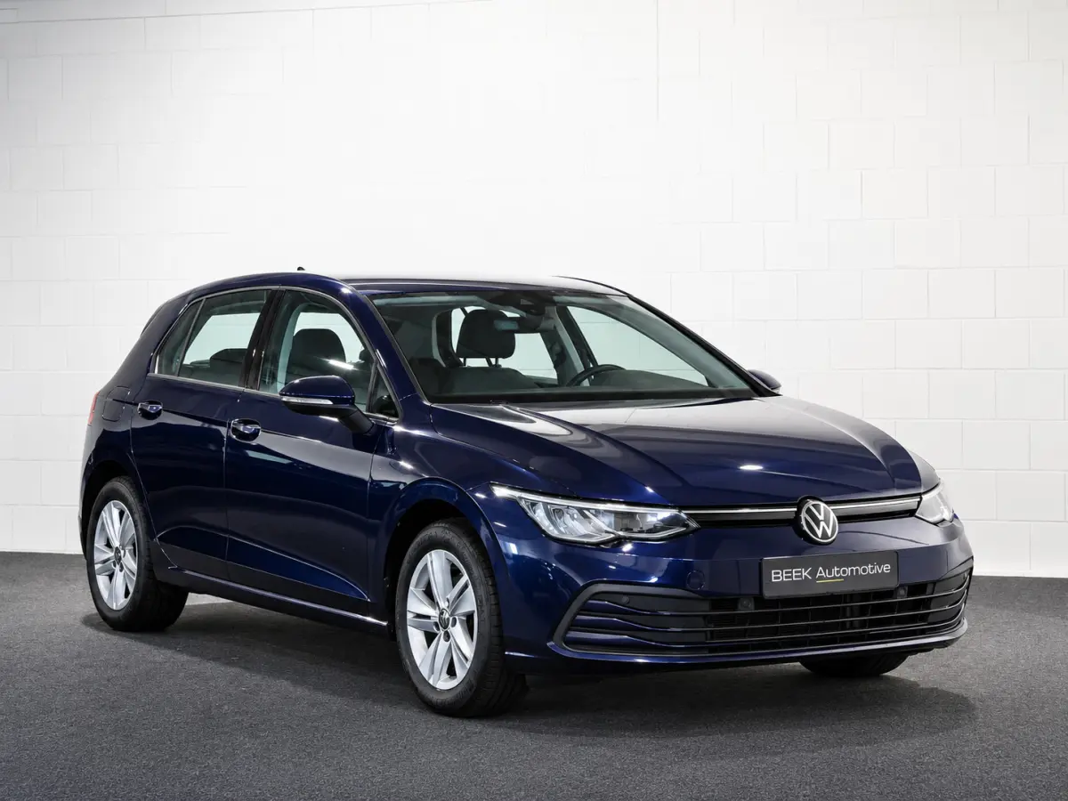 1.0 eTSI | PDC | Stuur- en stoelverwarming | Apple CarPlay