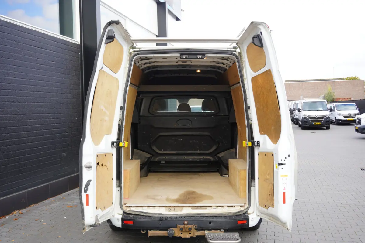 2.0 TDCI Dubbel Cabine L2H2 EURO 6 - Airco - Cruise - PDC - €17.900,- Excl.