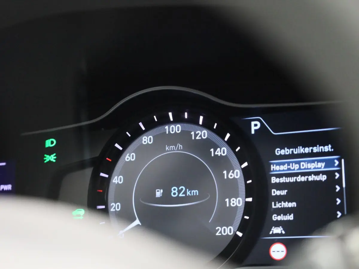 EV Fashion 64 kWh | SOH 100% | Apple Carplay / Android Auto | Lederen Bekleding | KRELL Audio | Head-Up Display |