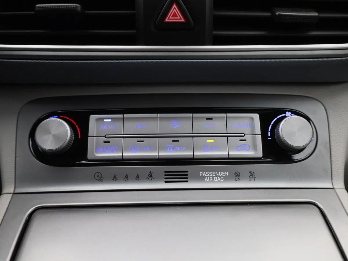 EV Fashion 64 kWh | SOH 100% | Apple Carplay / Android Auto | Lederen Bekleding | KRELL Audio | Head-Up Display |