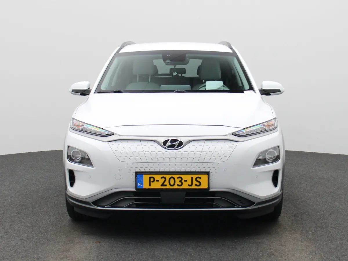EV Fashion 64 kWh | SOH 100% | Apple Carplay / Android Auto | Lederen Bekleding | KRELL Audio | Head-Up Display |