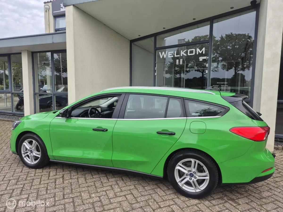 1.0 EcoBoost Trend Edition |LED|Navi|T.haak