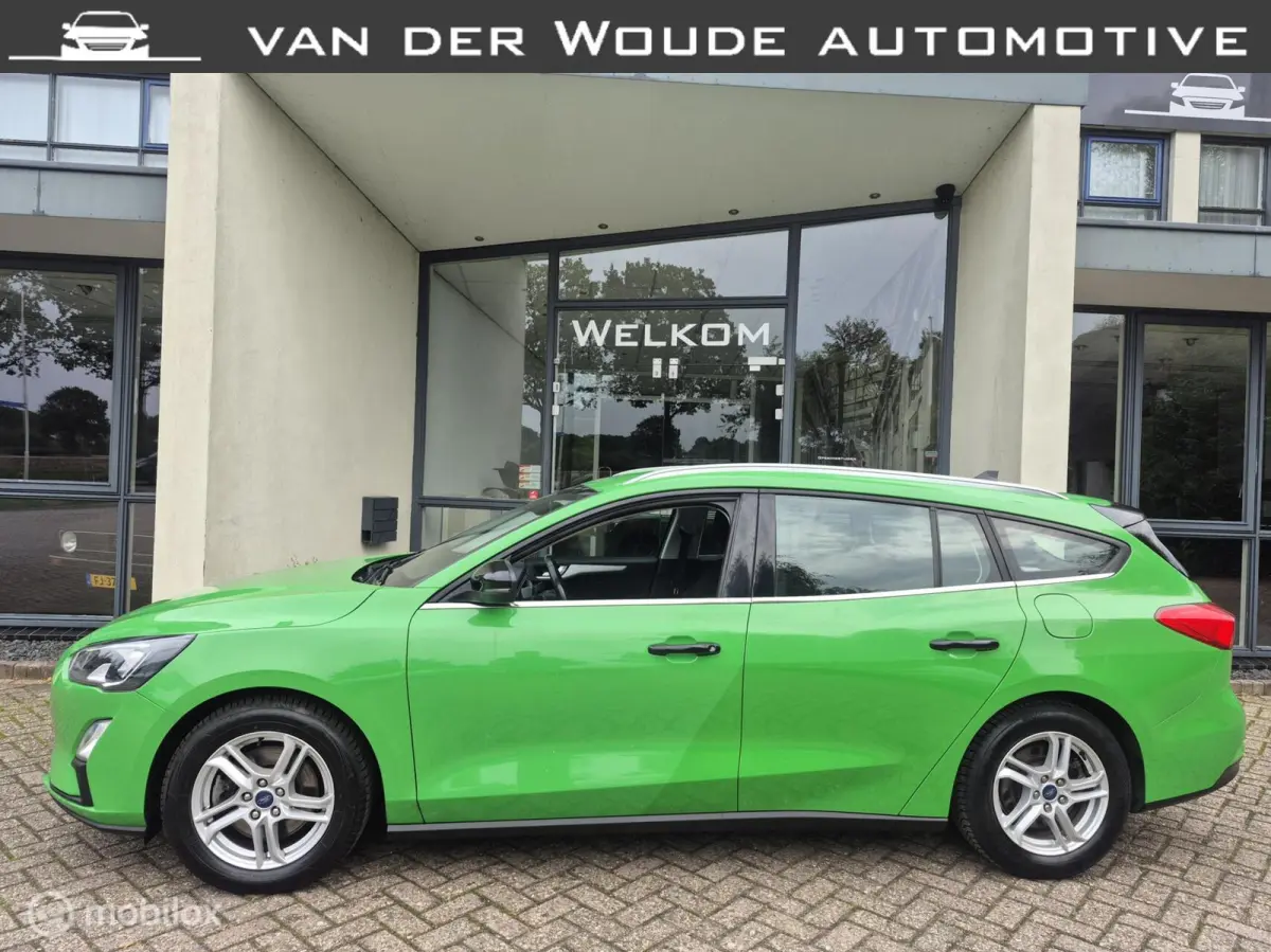 1.0 EcoBoost Trend Edition |LED|Navi|T.haak
