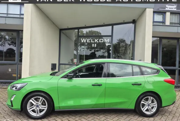 1.0 EcoBoost Trend Edition |LED|Navi|T.haak