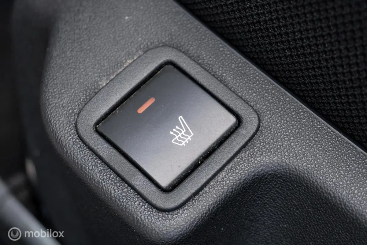1.0 VTi Shine |Stoelverwarming|Camera|Carplay