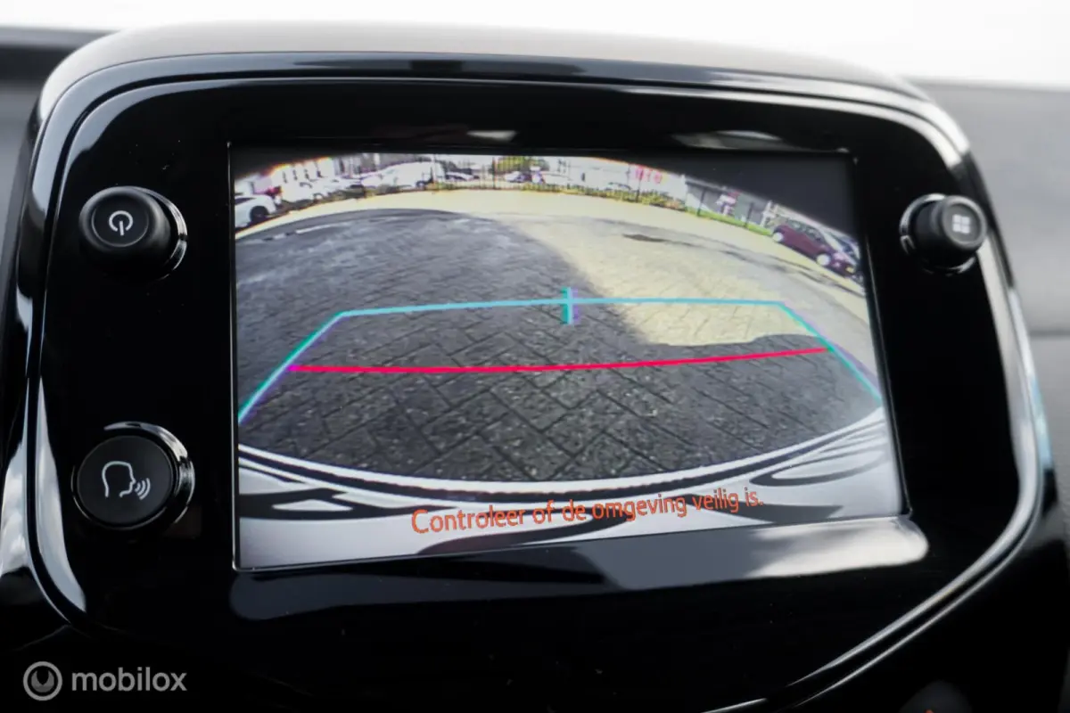 1.0 VTi Shine |Stoelverwarming|Camera|Carplay