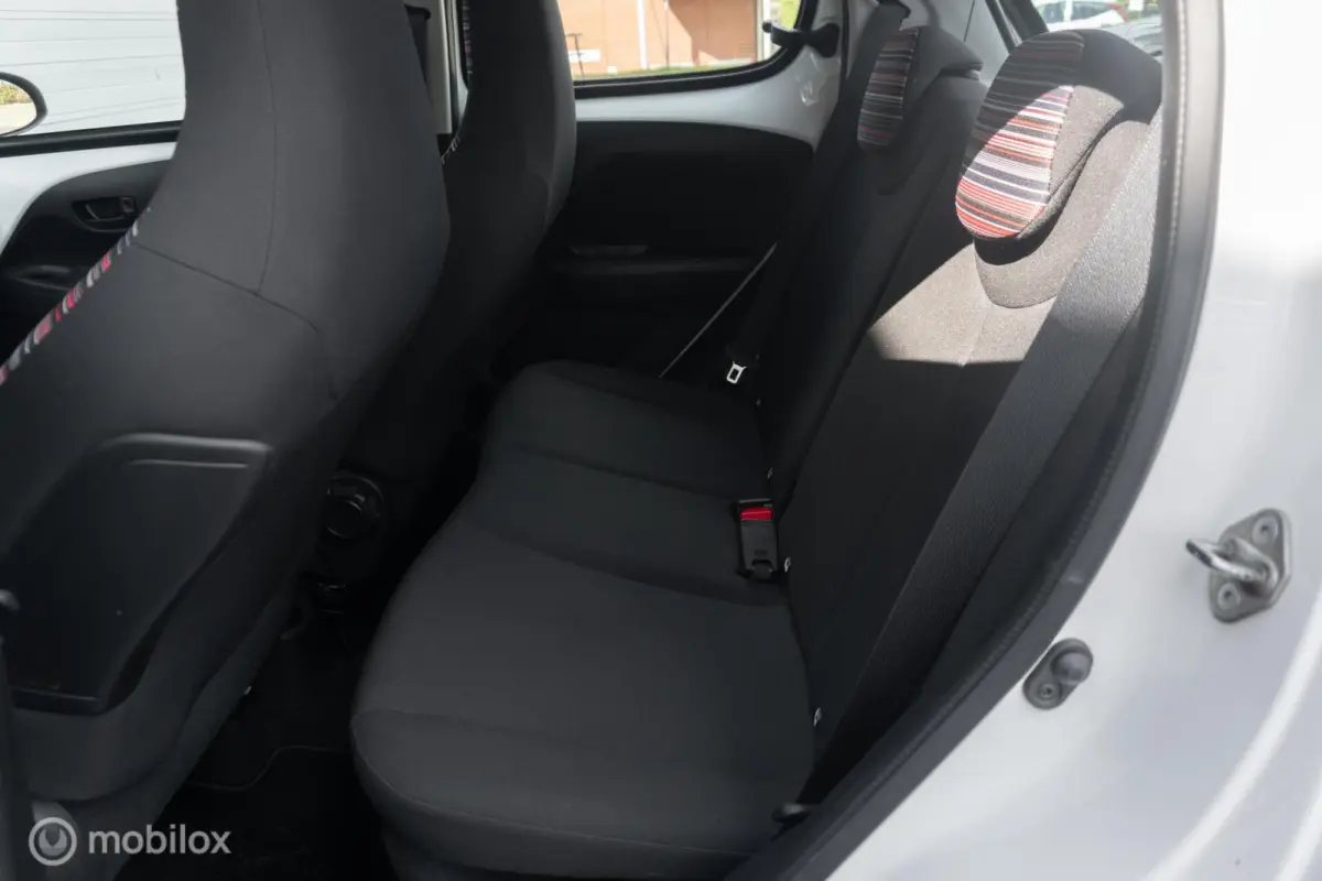 1.0 VTi Shine |Stoelverwarming|Camera|Carplay