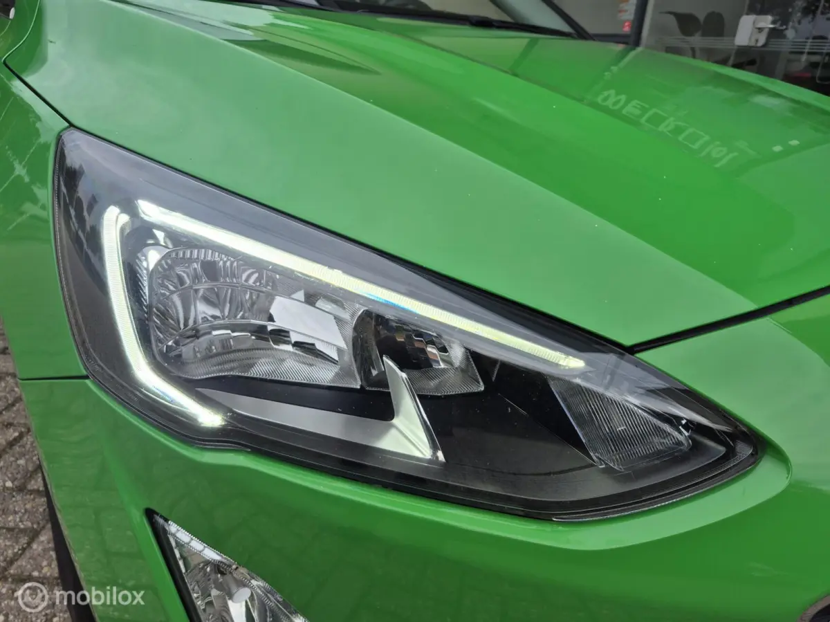 1.0 EcoBoost Trend Edition Navi|T.haak|LED