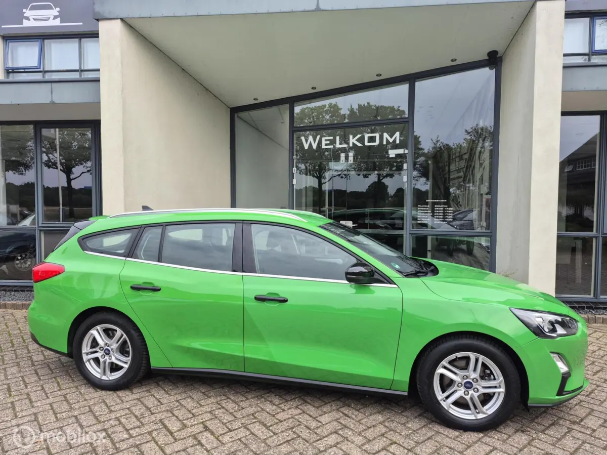 1.0 EcoBoost Trend Edition Navi|T.haak|LED