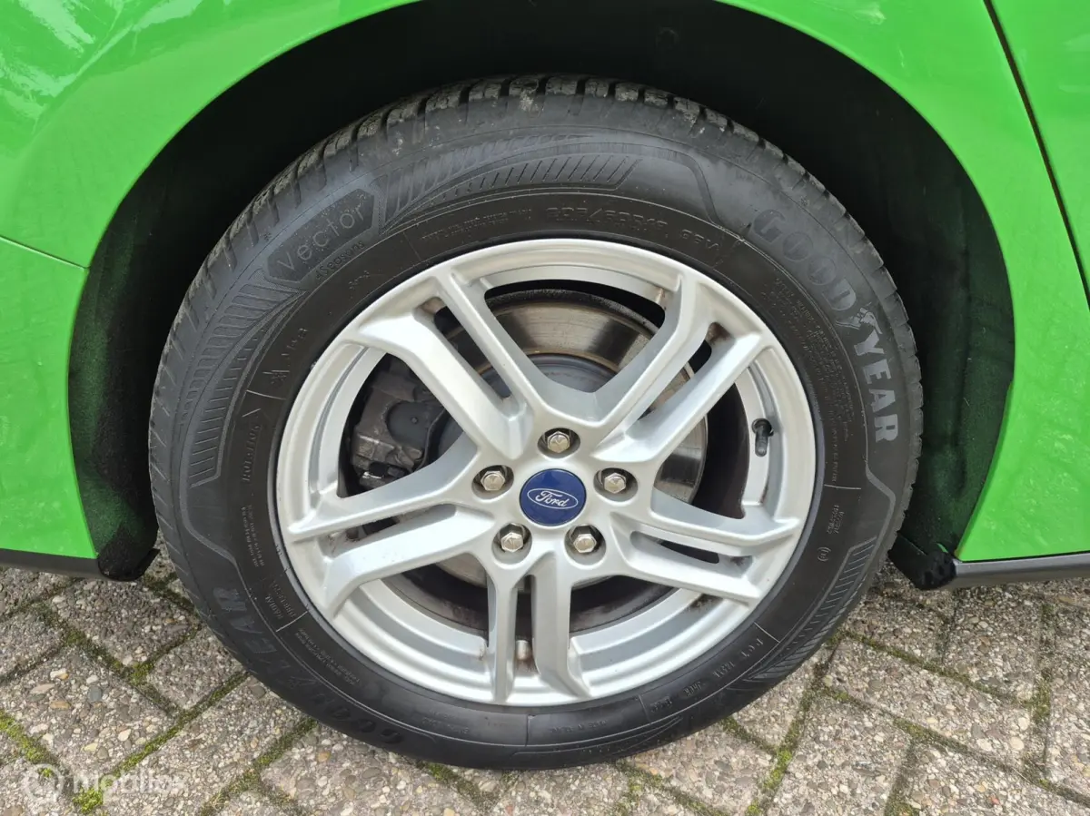 1.0 EcoBoost Trend Edition Navi|T.haak|LED