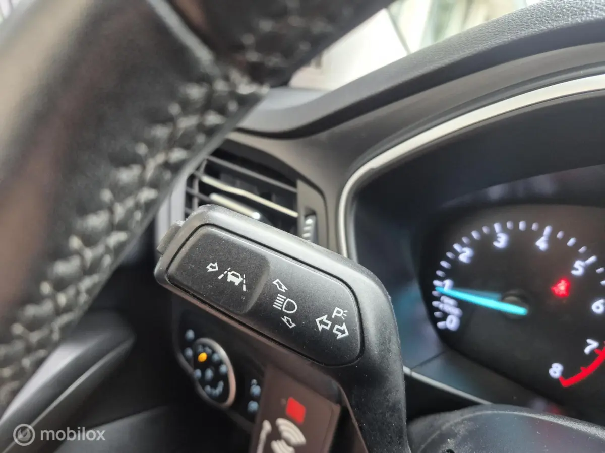 1.0 EcoBoost Trend Edition Navi|T.haak|LED