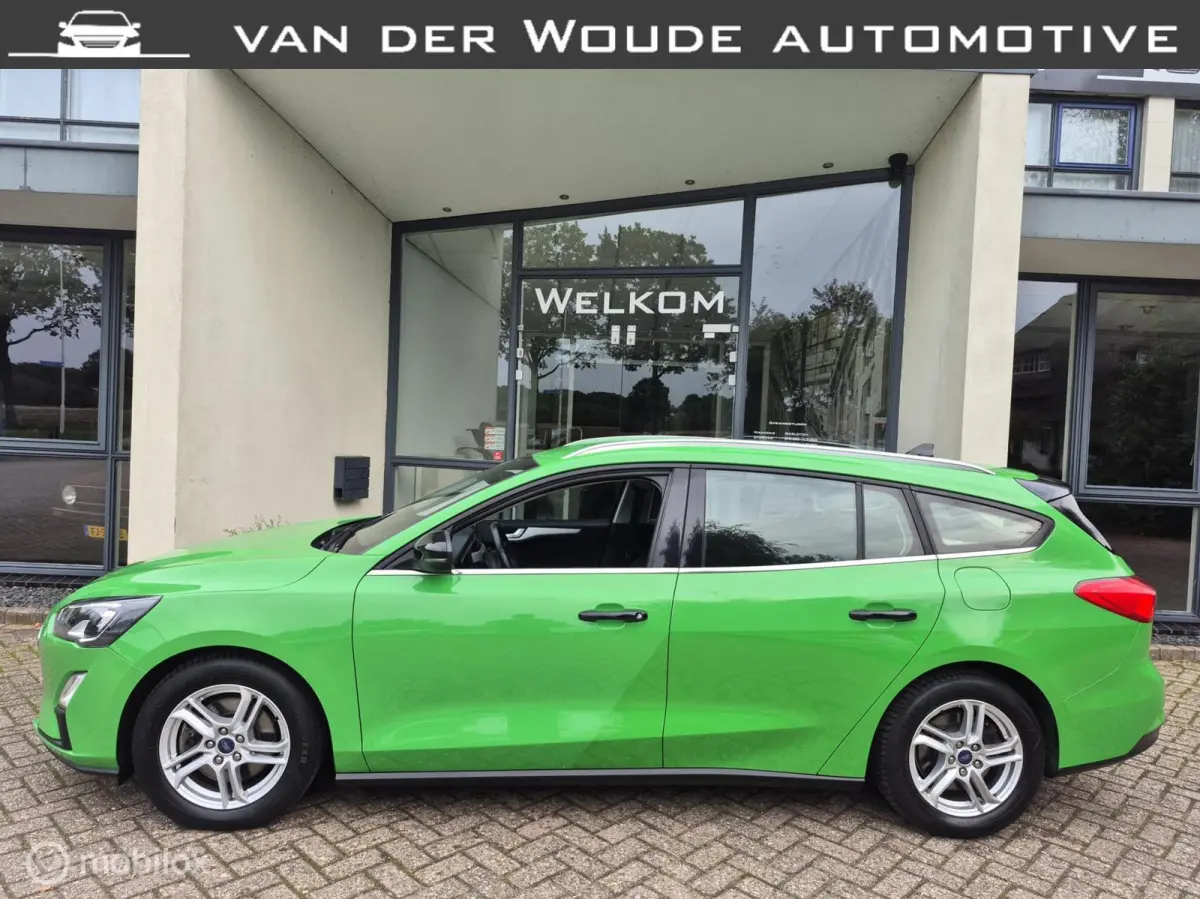 1.0 EcoBoost Trend Edition Navi|T.haak|LED