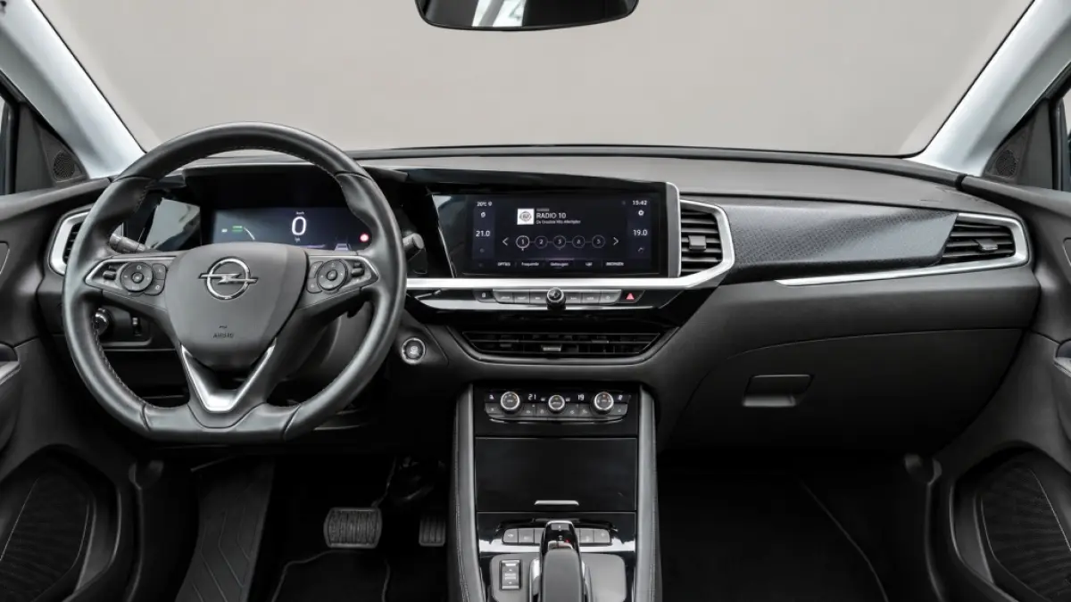 1.6 Turbo PHEV 225PK Ultimate SOH 97% Winterpack Alcantara Trekhaak Camera Navigatie