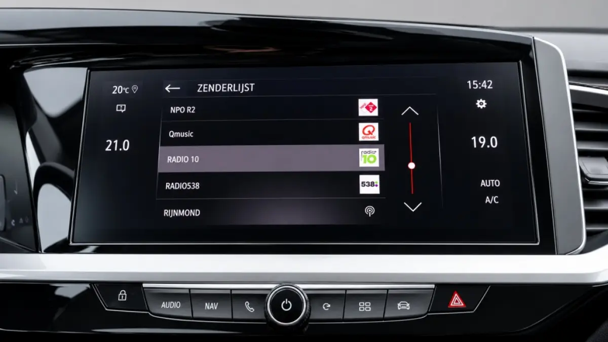 1.6 Turbo PHEV 225PK Ultimate SOH 97% Winterpack Alcantara Trekhaak Camera Navigatie