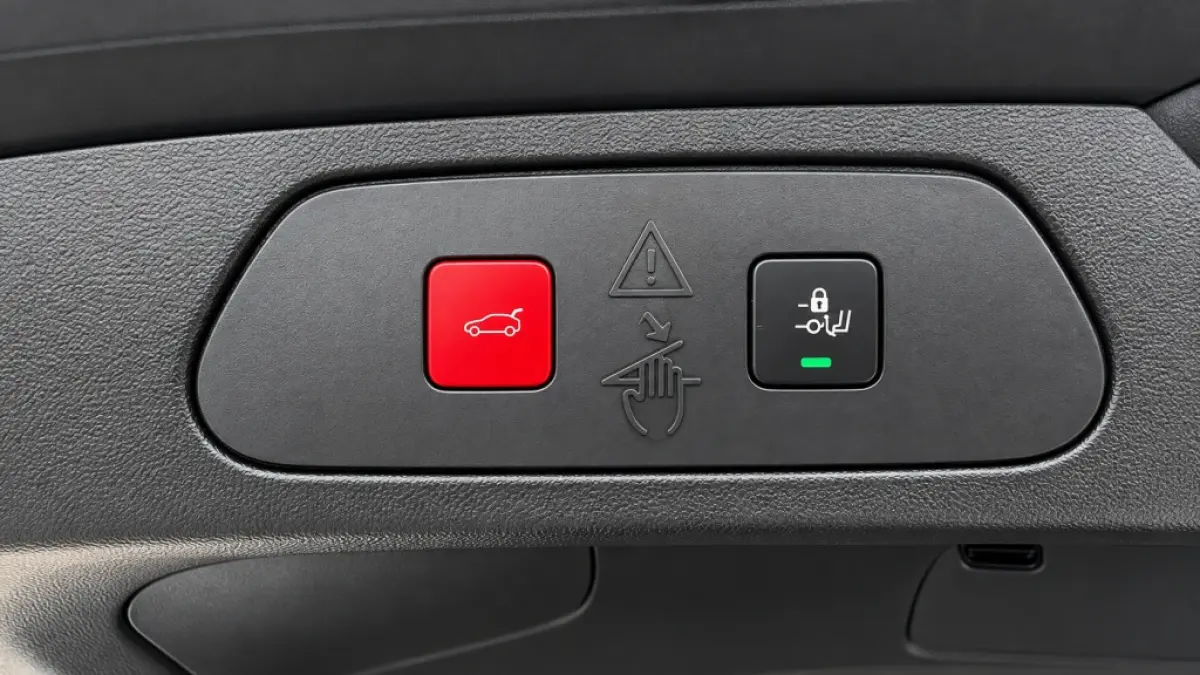 1.6 Turbo PHEV 225PK Ultimate SOH 97% Winterpack Alcantara Trekhaak Camera Navigatie