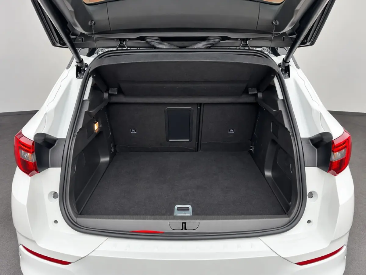1.6 Turbo PHEV 225PK Ultimate SOH 97% Winterpack Alcantara Trekhaak Camera Navigatie