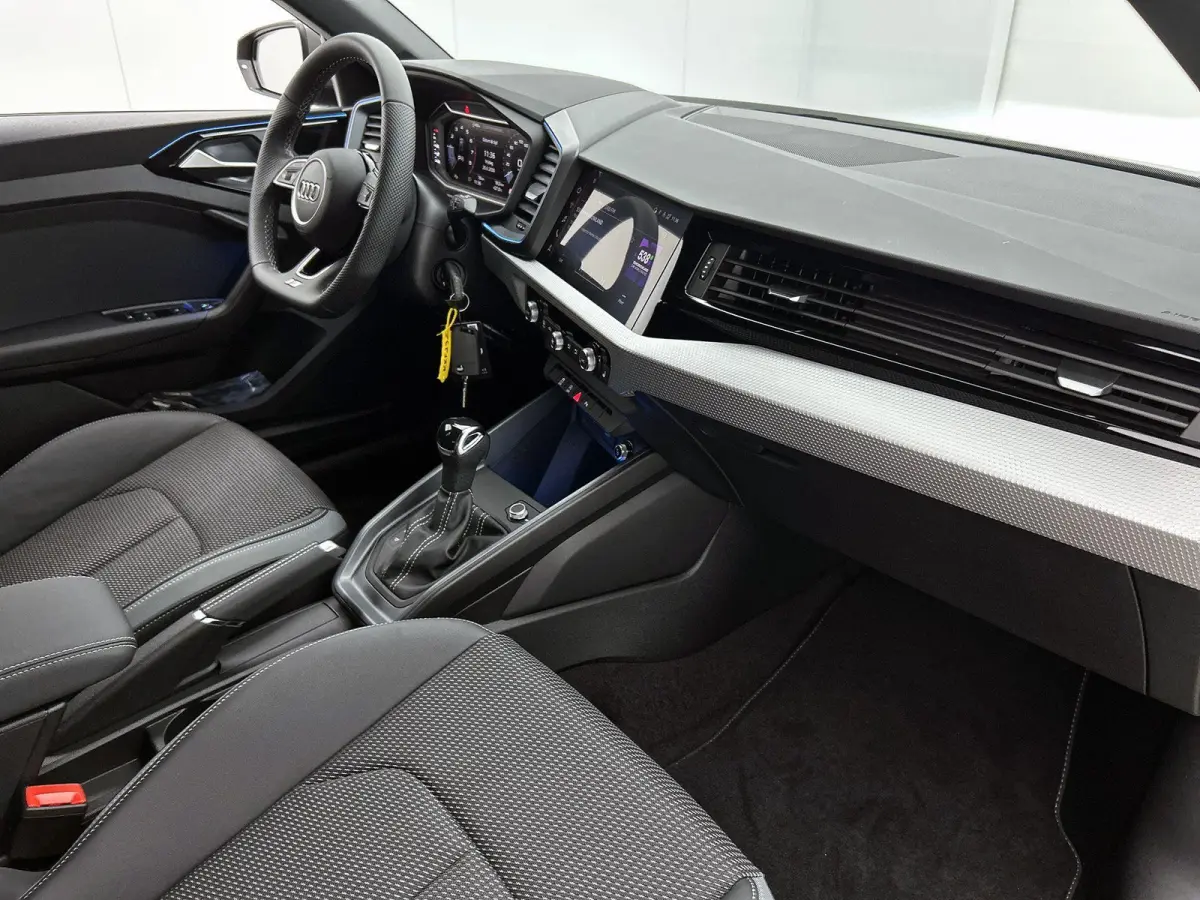 25 TFSI S edition Demo