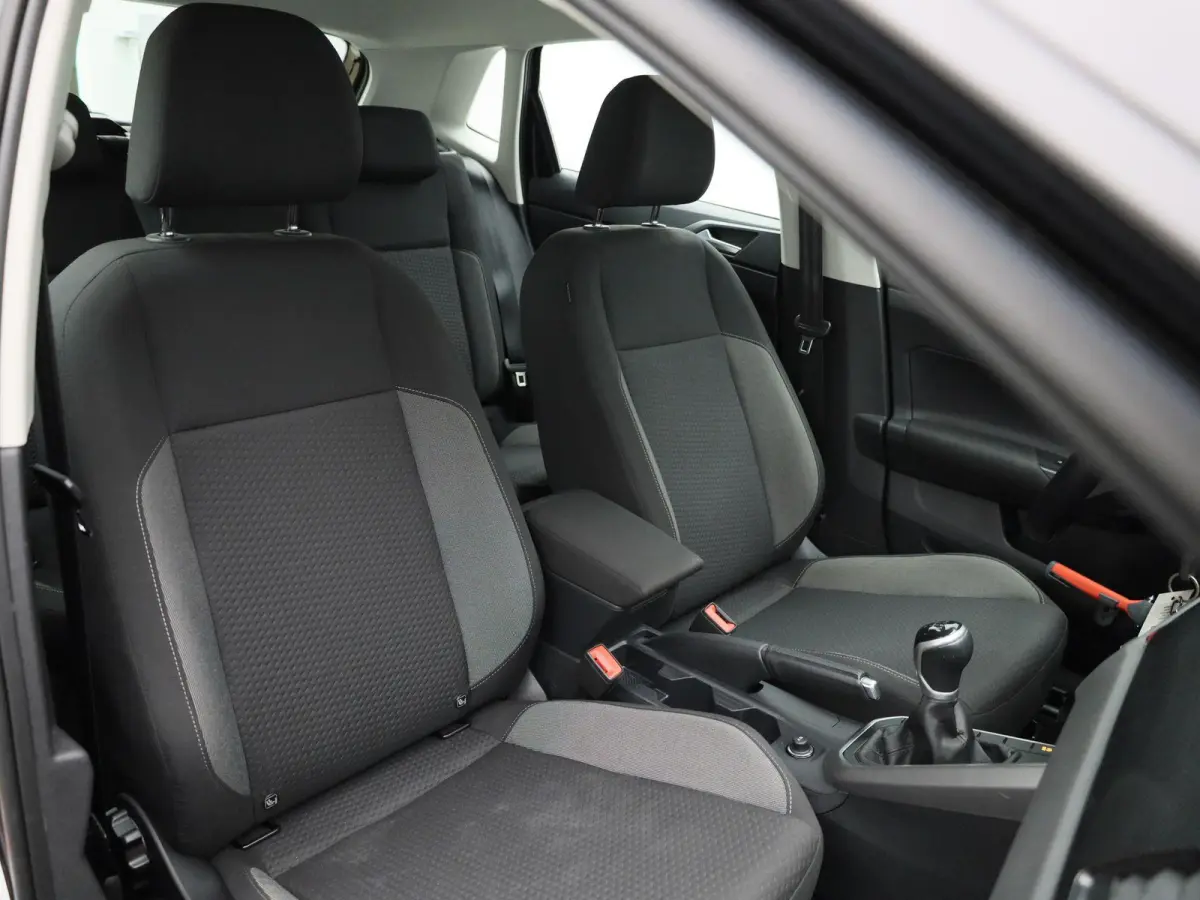 1.0 TSI Life Business 95 PK | Navigatie | Parkeersensoren | Stoelverwarming | Adaptive Cruise Control | Apple Carplay | Android Auto | Digital Cockpit Pro | Climate Control |