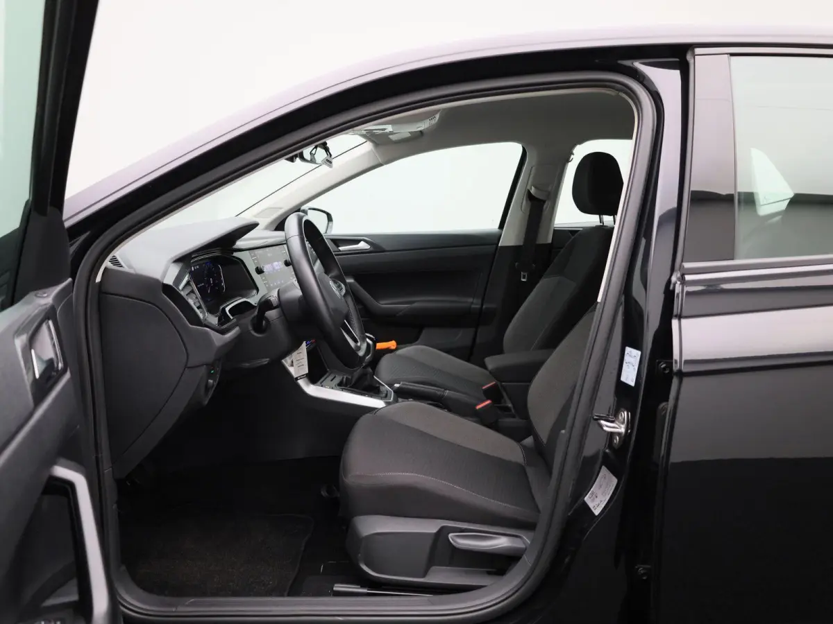 1.0 TSI Life Business 95 PK | Navigatie | Parkeersensoren | Stoelverwarming | Adaptive Cruise Control | Apple Carplay | Android Auto | Digital Cockpit Pro | Climate Control |