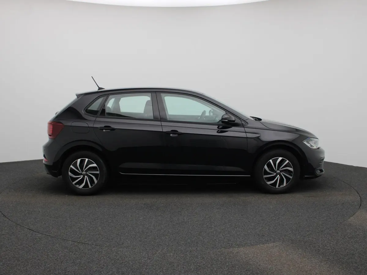 1.0 TSI Life Business 95 PK | Navigatie | Parkeersensoren | Stoelverwarming | Adaptive Cruise Control | Apple Carplay | Android Auto | Digital Cockpit Pro | Climate Control |